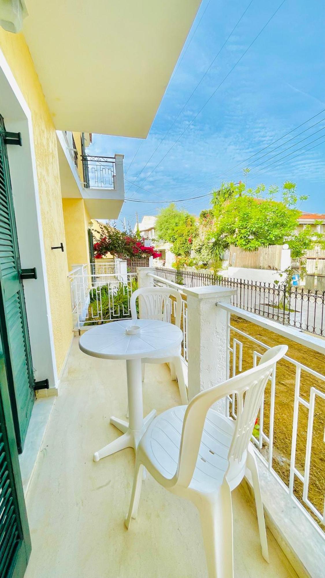 Kavos Aparthotel ภายนอก รูปภาพ